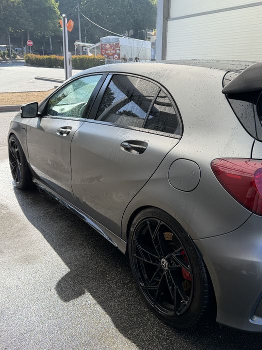 Mercedes-Benz A45 AMG