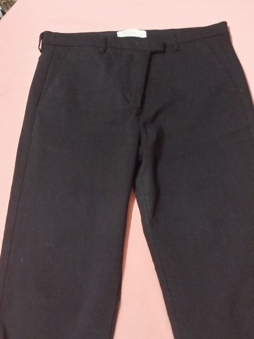 Czarne eleganckie spodnie przed kostkę Mng L 40