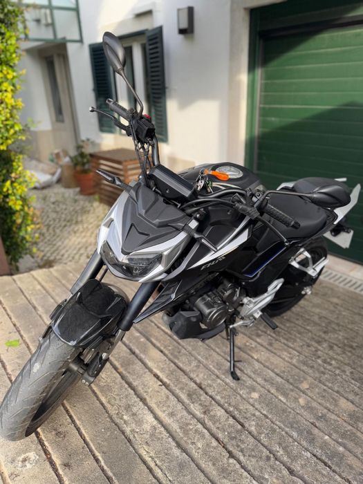 Moto FK Motors street fighter 125cc