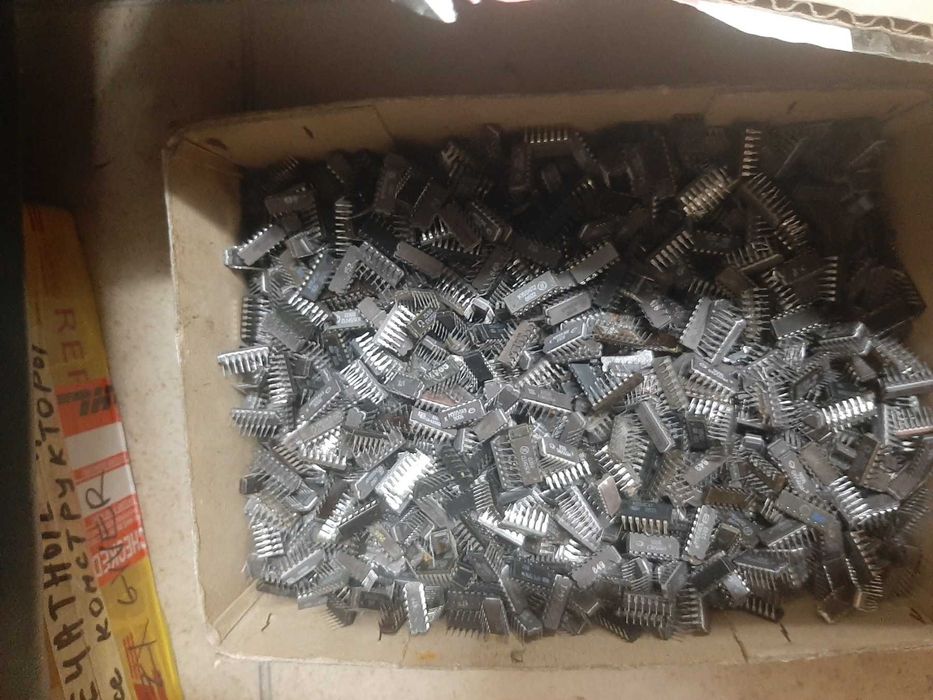 мікросхеми СРСР усі серіії підбірка компонентів