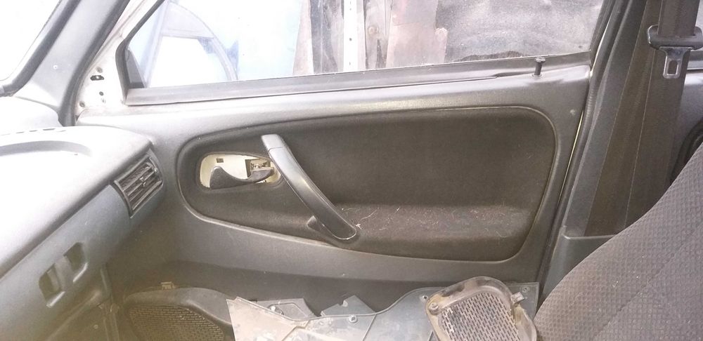 дверние карти ваз 2109, 2114, 2115,2170