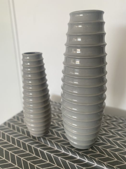 Vende-se conjunto jarras