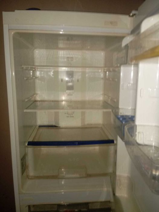 Продається холодильник