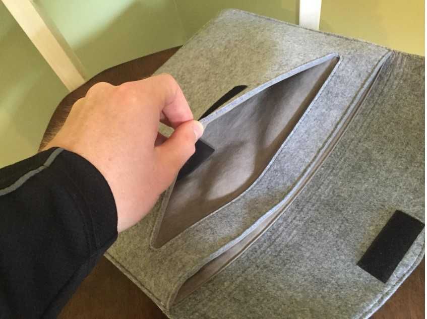 Sleeve para Macbook 13 em feltro - Nova em caixa selada.