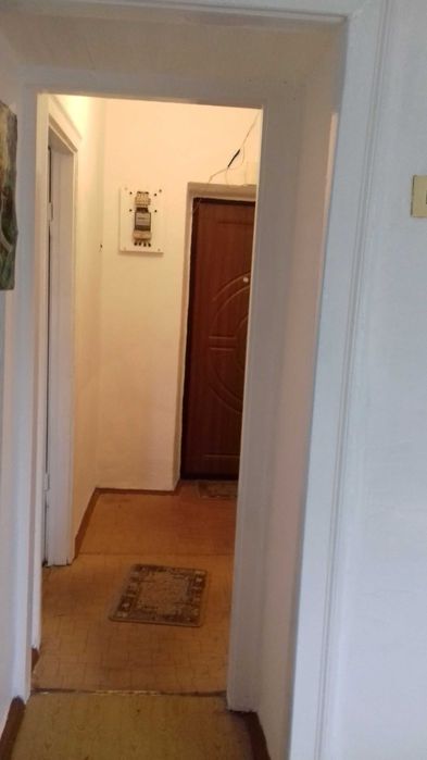 подобово  1-км кв  реальна  власник   вул зелена бл центр