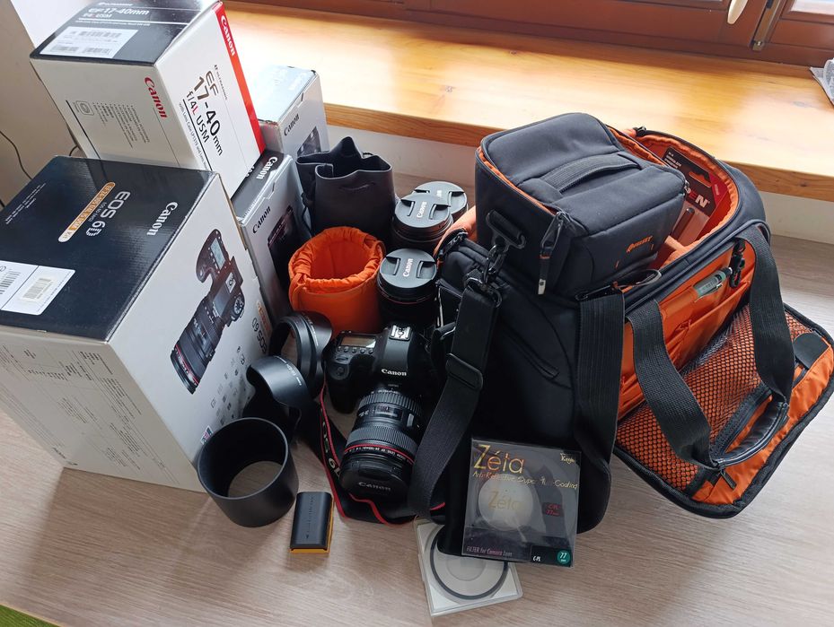 Canon EOS 6D з об'єктивами 24-105 f4L, 17-40 f4L, 100 f2.8L, 70-300II