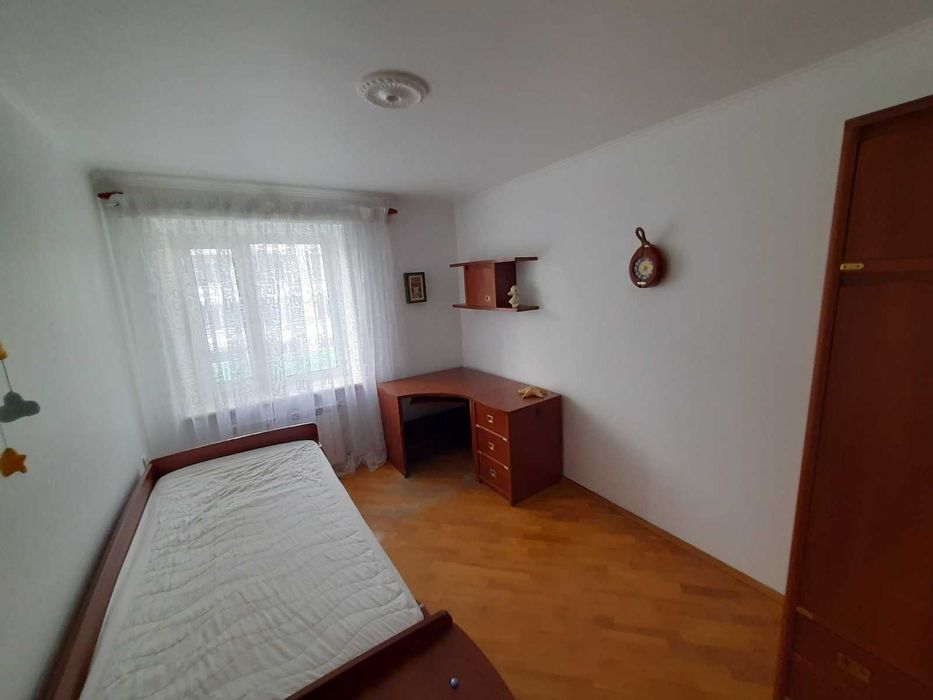 3 кімнатна квартира Дружба