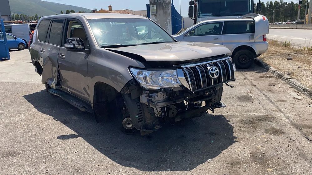 Peças Toyota Land Cruiser do ano 2019