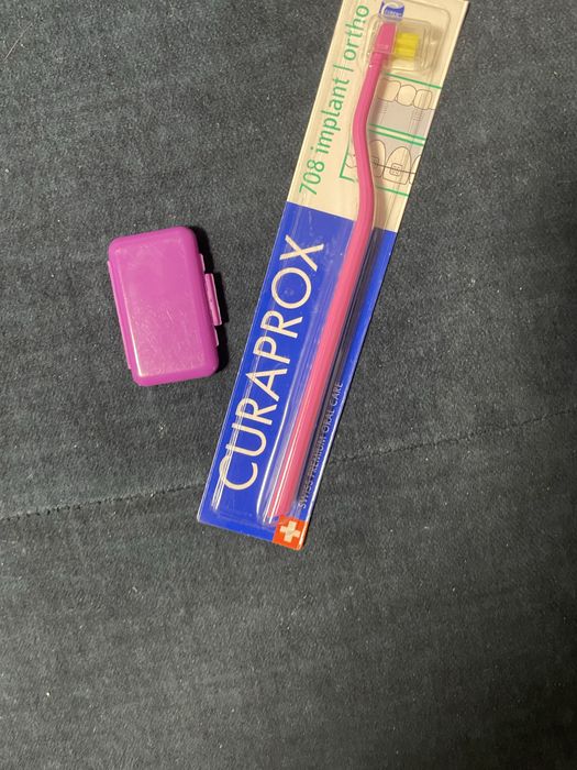 Зубна щітка для брекетів