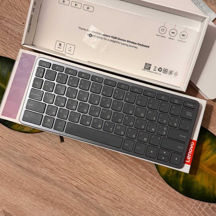 Бездротова клавіатура Lenovo KB331U Multi-Device Wireless Keyboard