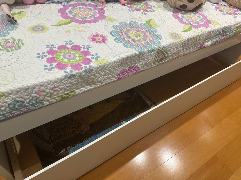 Cama solteiro Ikea