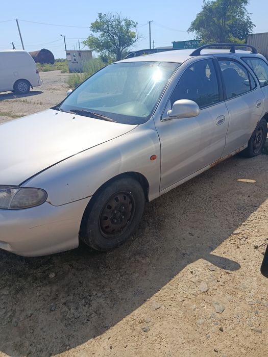 Продам бампер HYUNDAI LAHTRA 97гв
