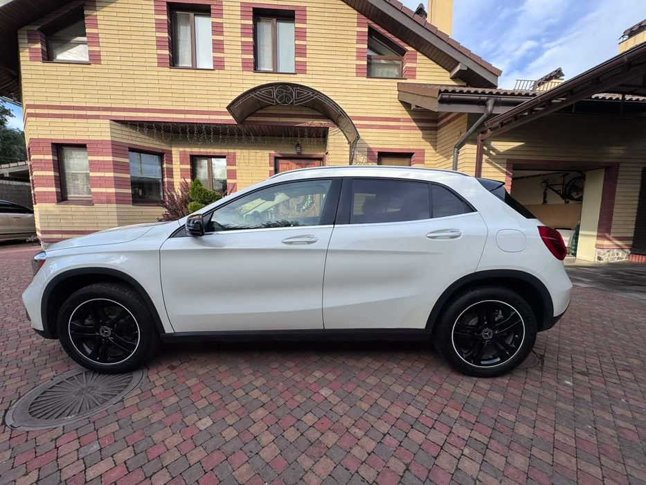 Продам авто Mercedes GLA250 2018 модельний рік