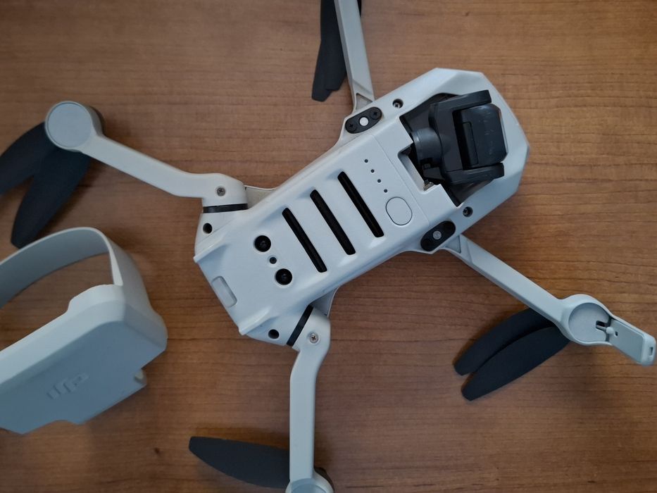 Dji mini 2 fly more combo