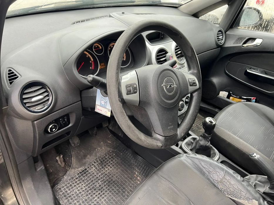 Para peças OPEL Corsa D