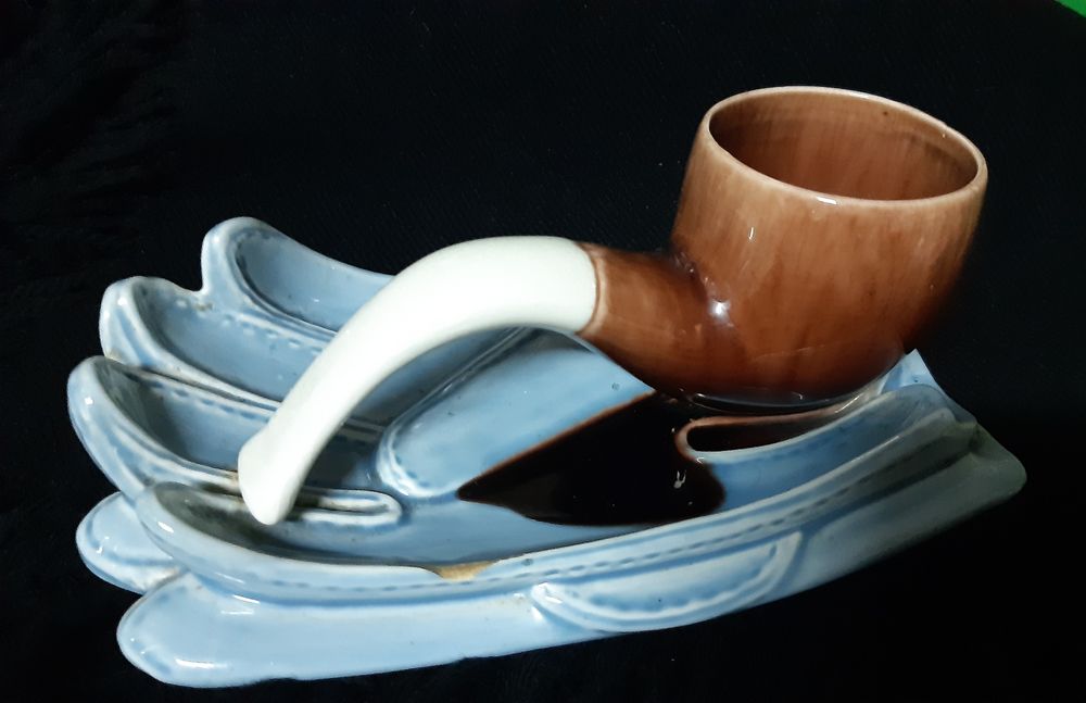 Peça em faiança Secla Caldas da Rainha