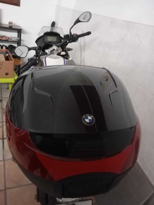 BMW G310R (2018) poucos km, isenta de impostos
