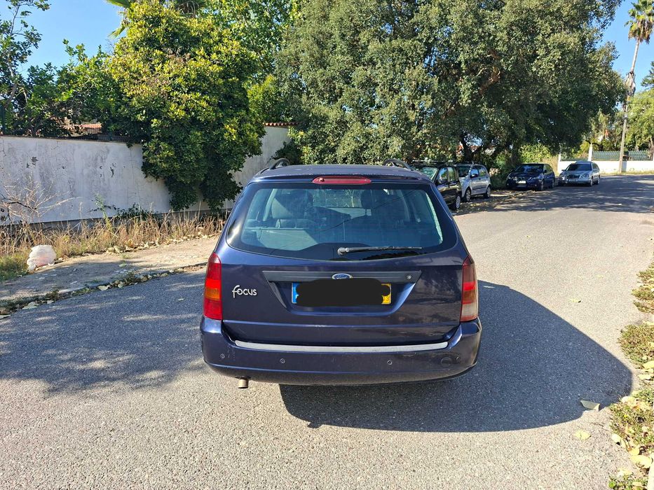 Carro ford 1.8 tddi em bom estado foto 4