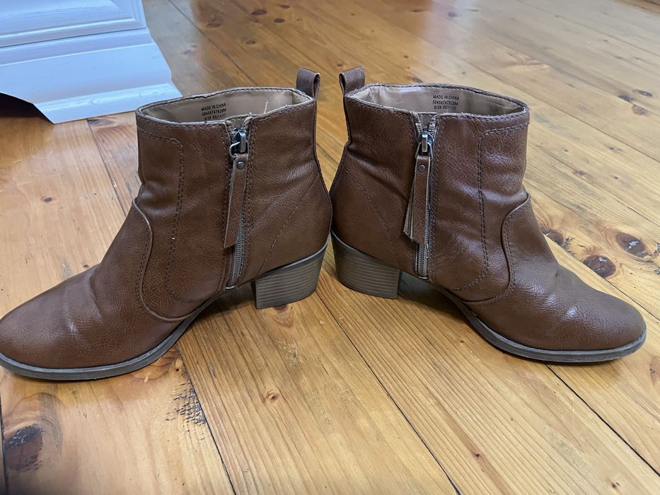 Жіночі шкіряні черевики Mantaray