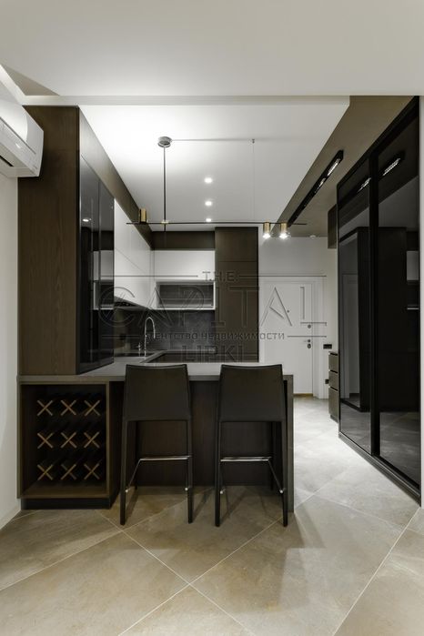 Аренда 2к квартиры, ул. Антоновича, ЖК Chicago Central House