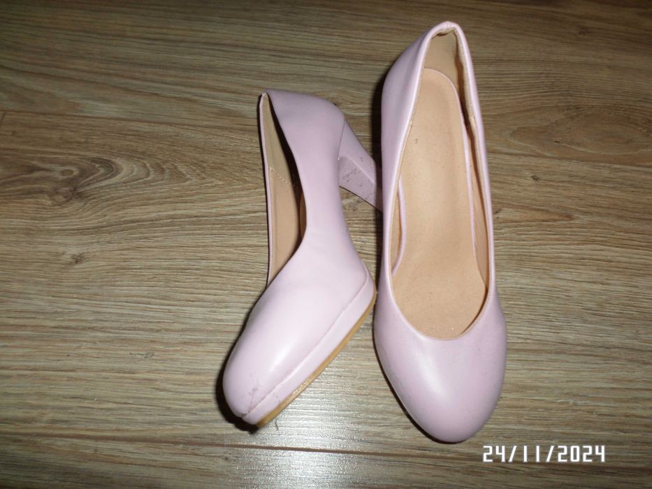 śliczne czółenka-buty damski -rozmiar-38