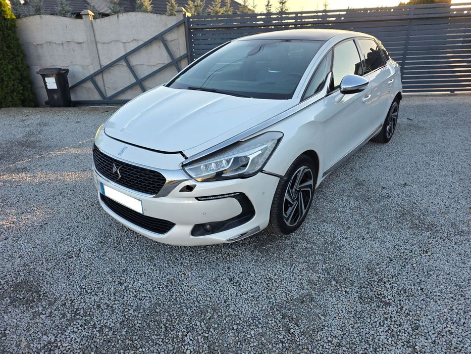 DS Automobiles DS 5