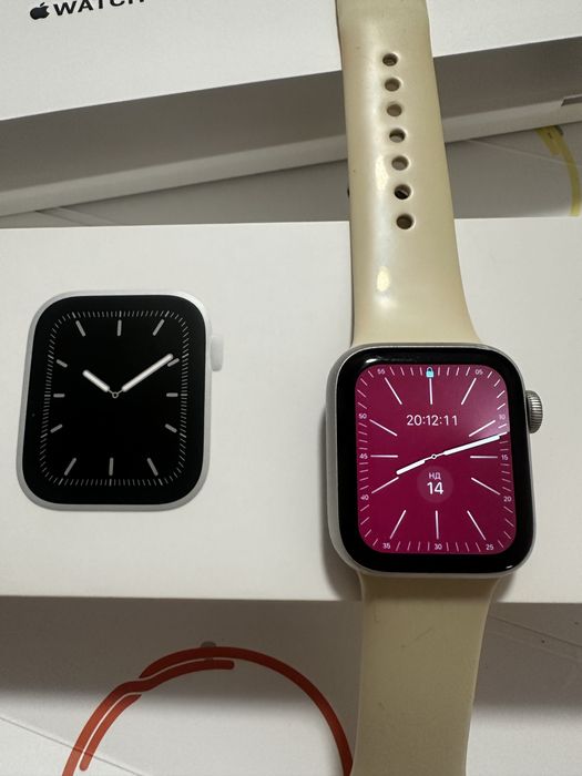 Apple watch series 5 40mm silver aluminum case