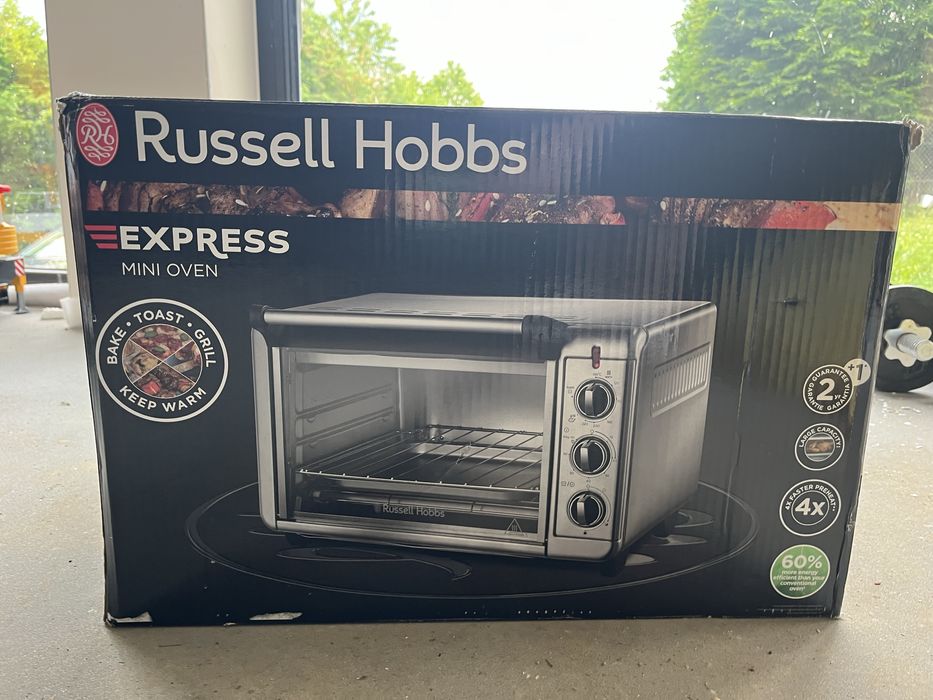 Mini piekarnik Russel Hobs express