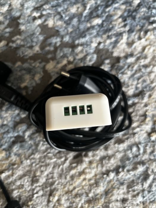 Kontroler LED RGB z pilotem dotykowym i zasilaczem