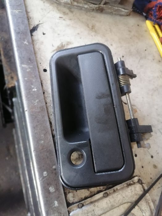 Опель фронтера А  ручка двери