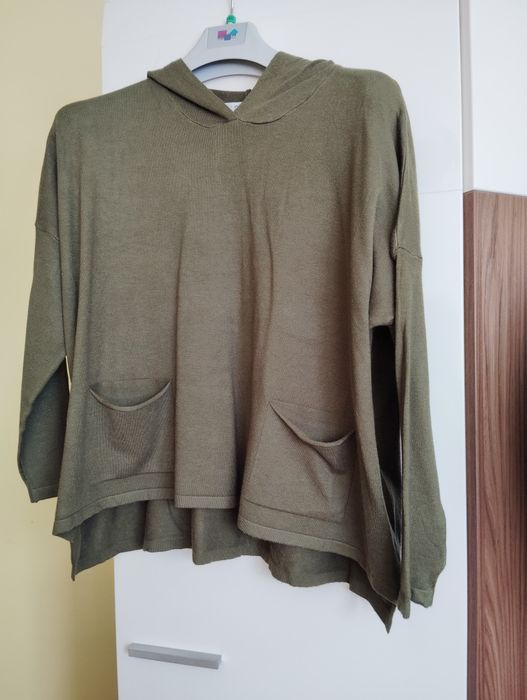 Bluza oversize  kolor khaki.
