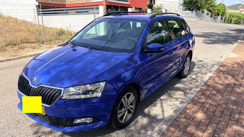 Skoda Fabia Break 1.0 MPI Ambition (75 cv) – 2019 – Apenas 57.000 km