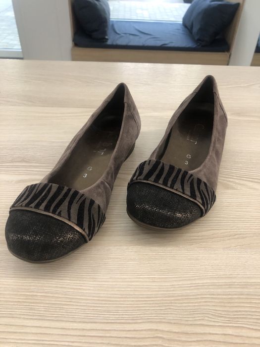 Балетки, туфлі Gabor