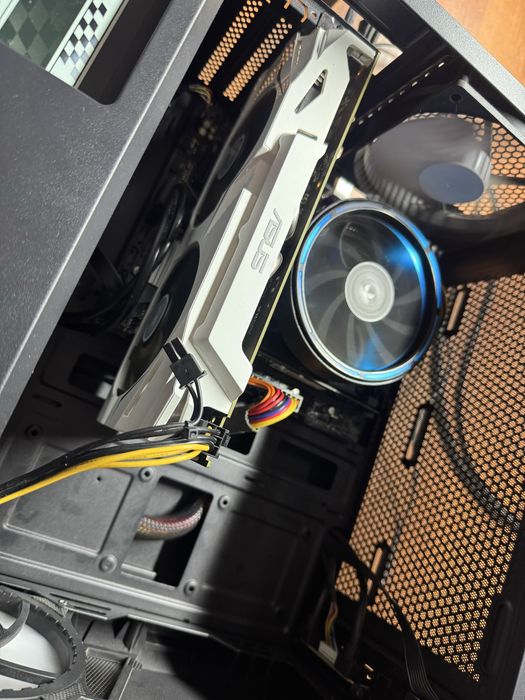 Комплект: материнкаH310M-K / і3-8100 4 ядра / 8GB DDR4 G.Skill гаранті