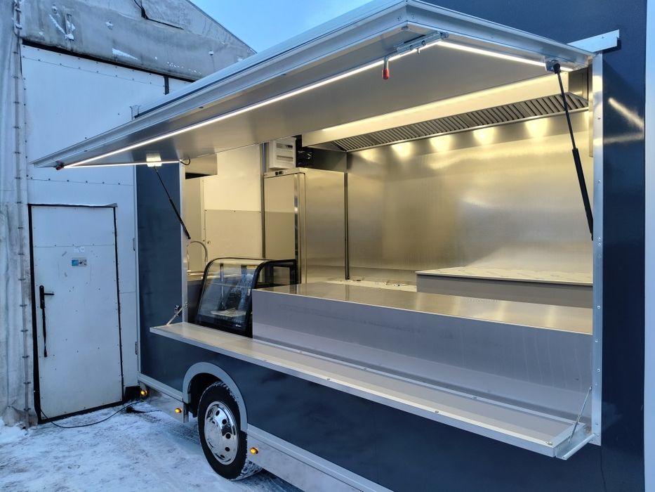 Samochód gastronomiczny FoodTruck burger kebab