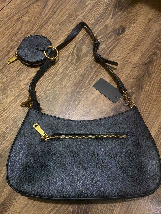 Torebki damskie Guess