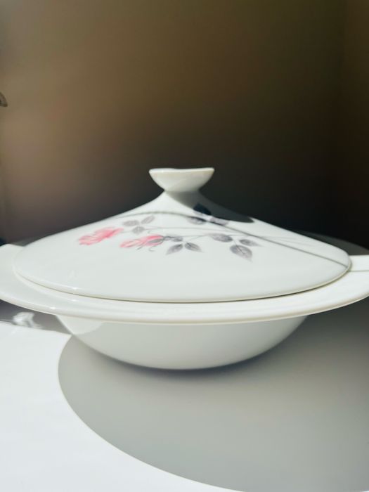 Вінтаж. Колекція. Порцеляновий посуд Royal Worcester та Royal Doulton