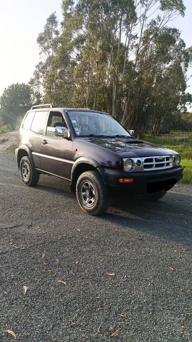 Ford maverick 2.7 TDI r20 terrano