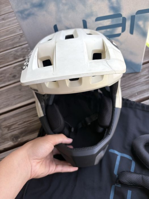 Kask full face rowerowy bluegrass vangaurd mips