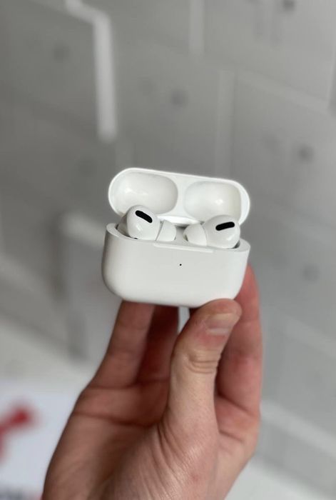AirPods Pro білі