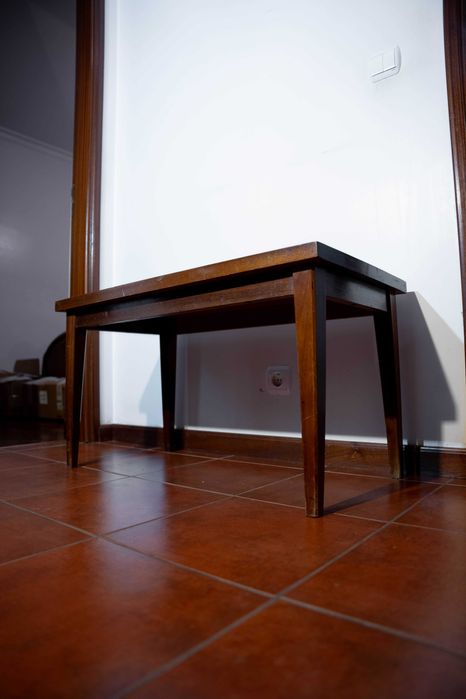 Mesa de Centro (Madeira)