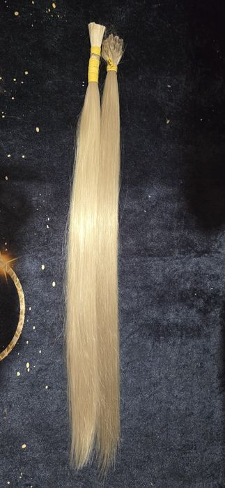 Волосся для нарощування.