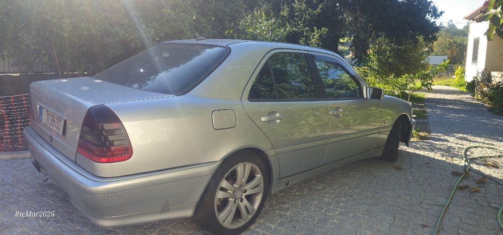 Mercedez-Benz C200 CDI