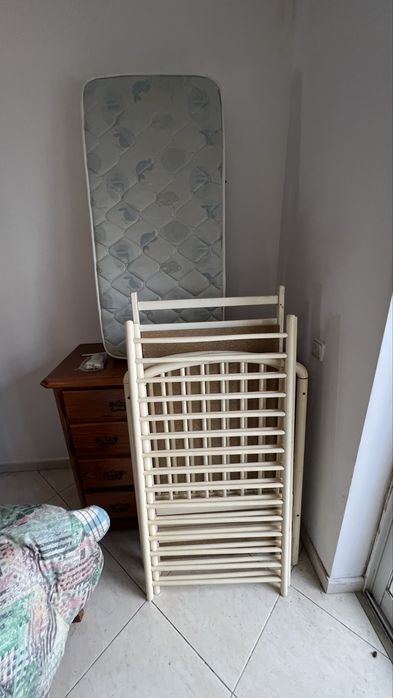 Berço/Cama para Bebé com Colchão