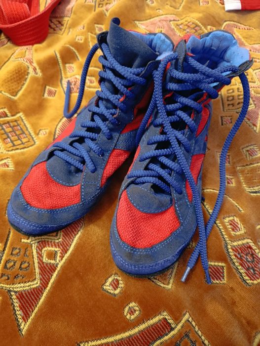 Продам самбетки STELS р.38