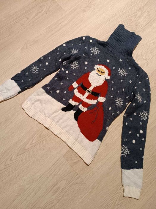 różne ciepłe swetry