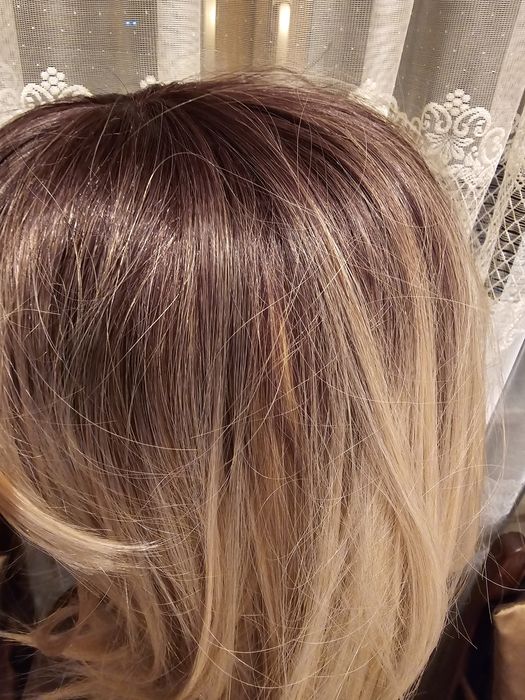Peruka nowa ciepły blond