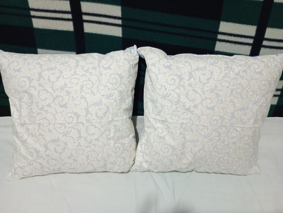 Okazja Zestaw Dwóch Połpuchowych Jaśkow Szyte Recznie