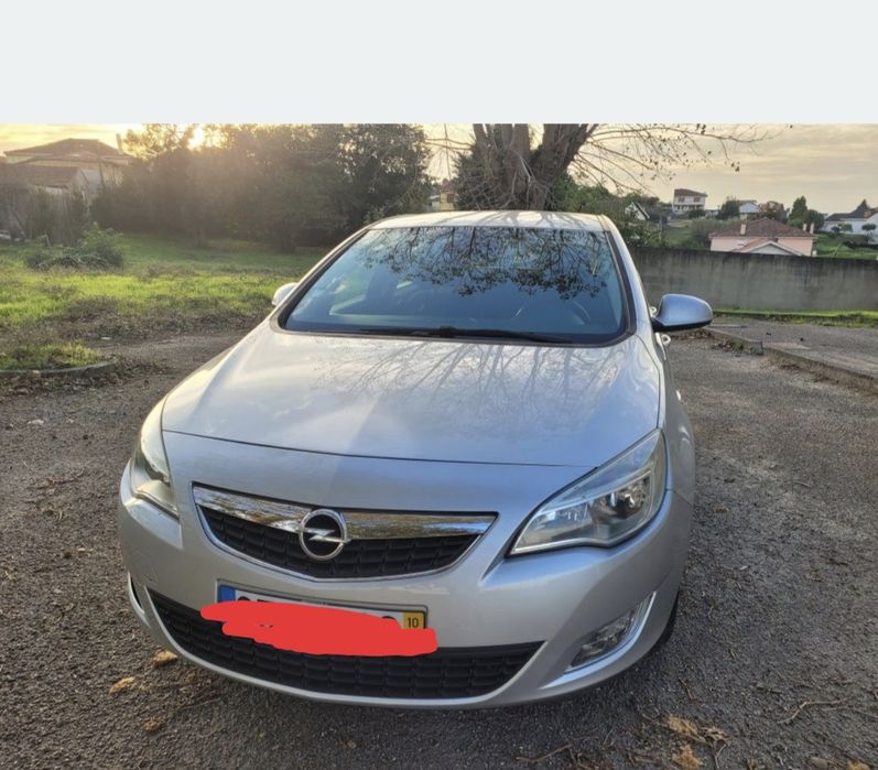 Vendo Opel Astra 1.3 2010