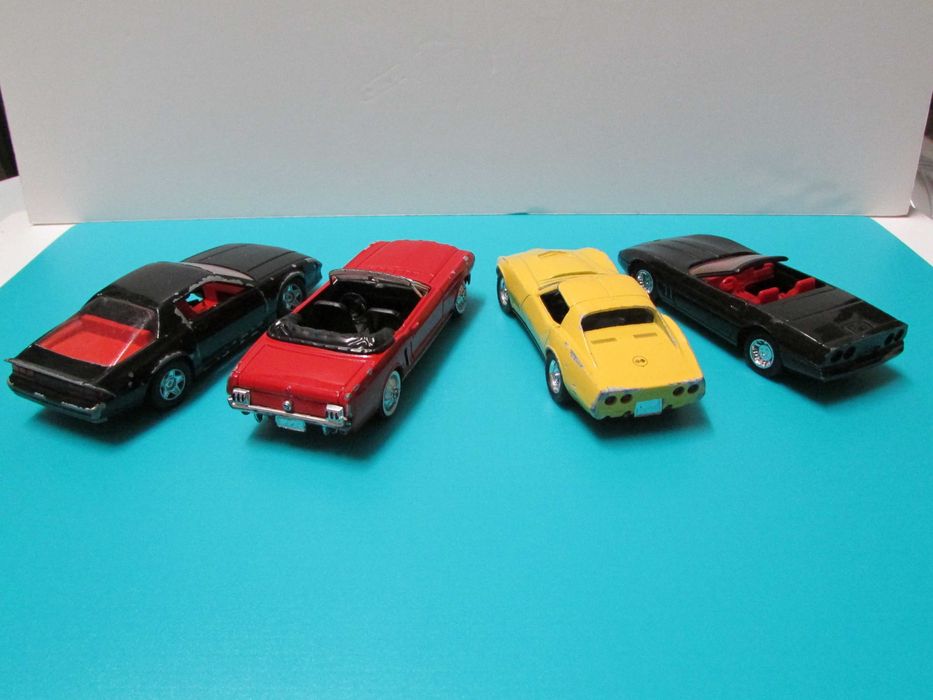 Carros americanos: Várias miniaturas com marcas de uso - Solido 1/43